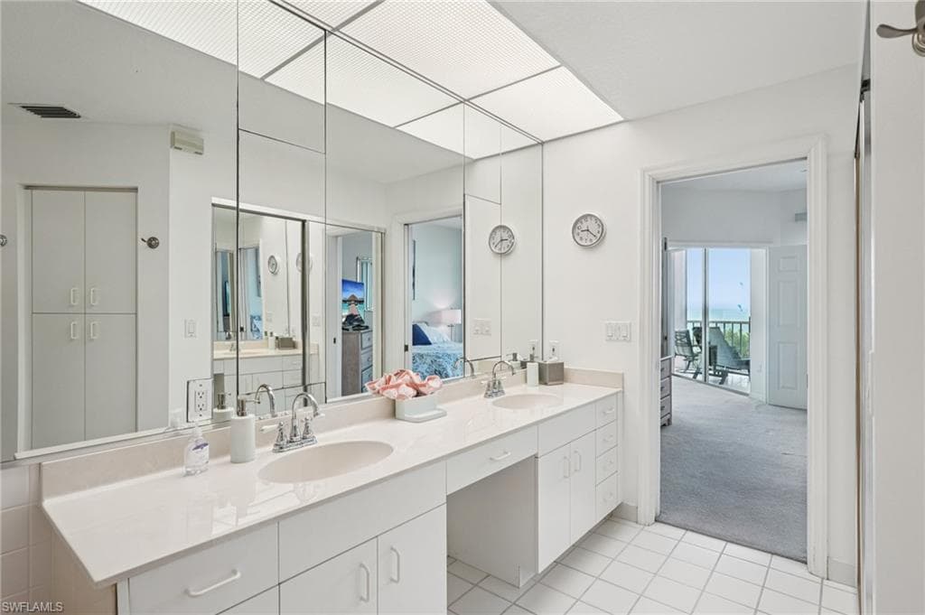260 Barefoot Beach BLVD 302-22