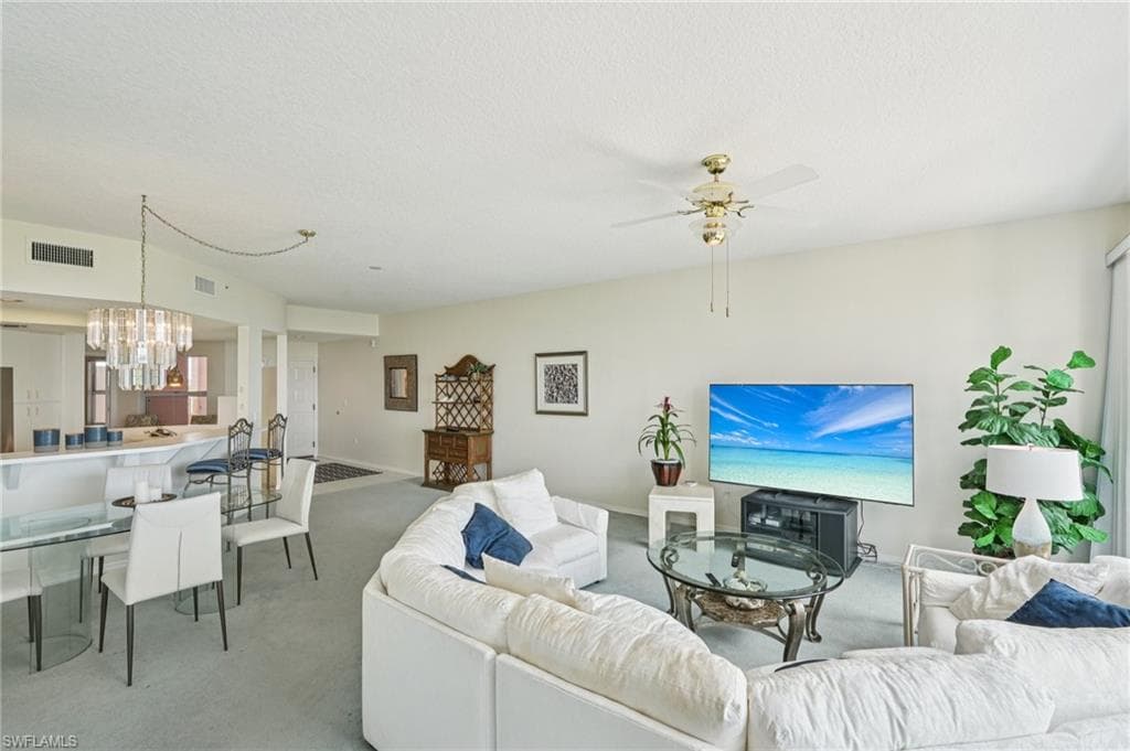 260 Barefoot Beach BLVD 302-4