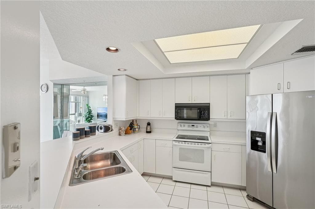 260 Barefoot Beach BLVD 302-9