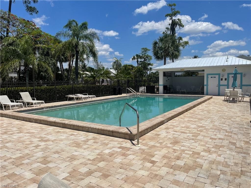6104 Waterway Bay DR-25