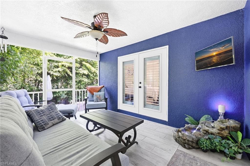 6104 Waterway Bay DR-18