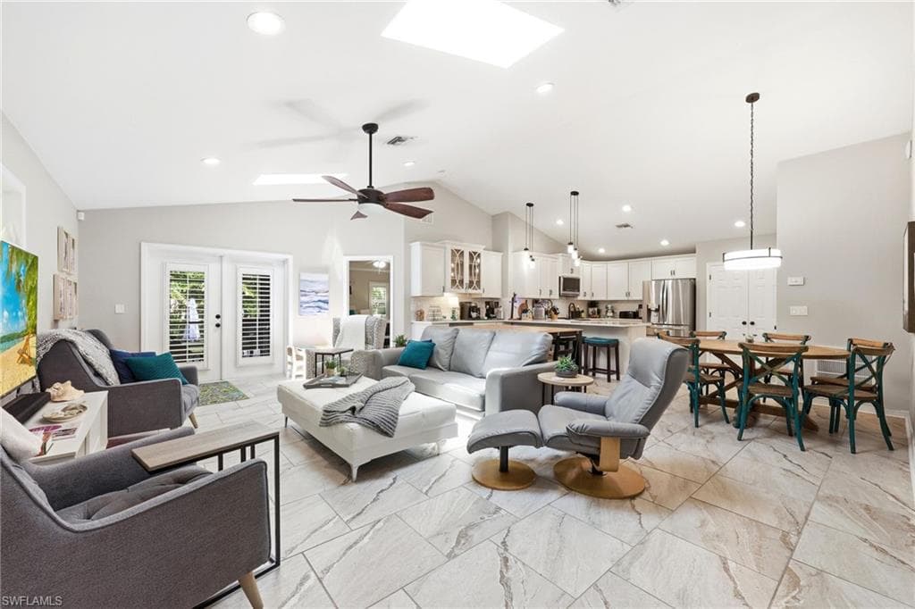 6104 Waterway Bay DR-3