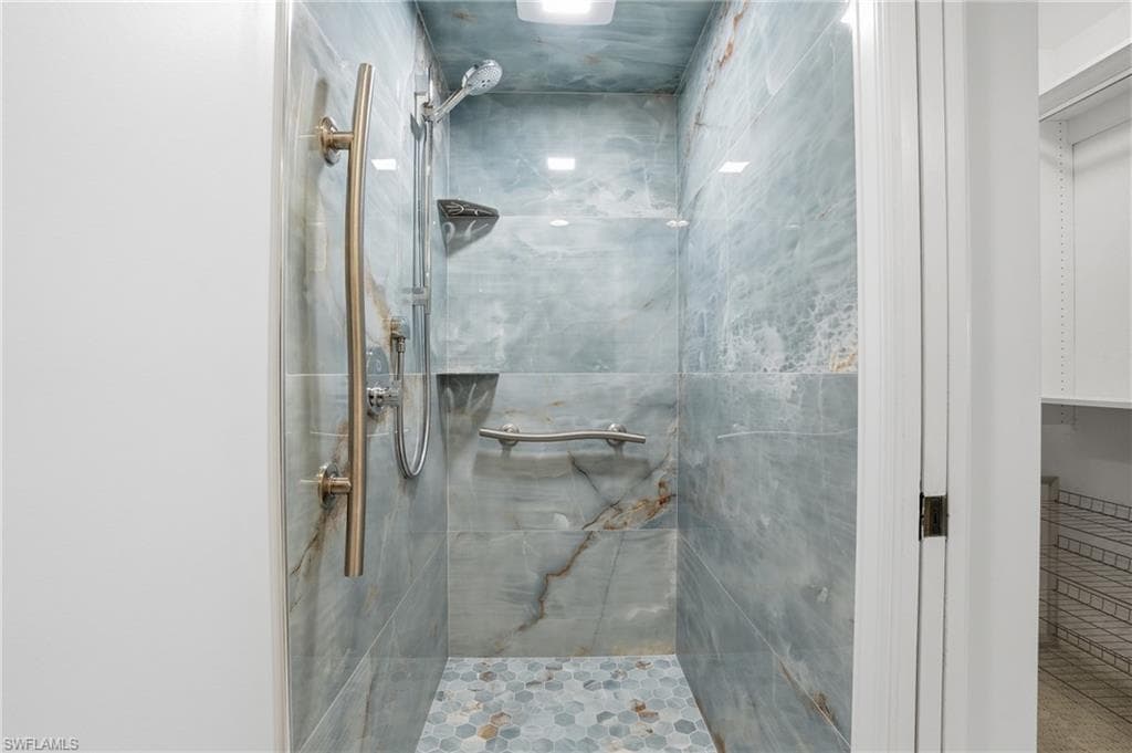 4111 Lorene DR 309-19