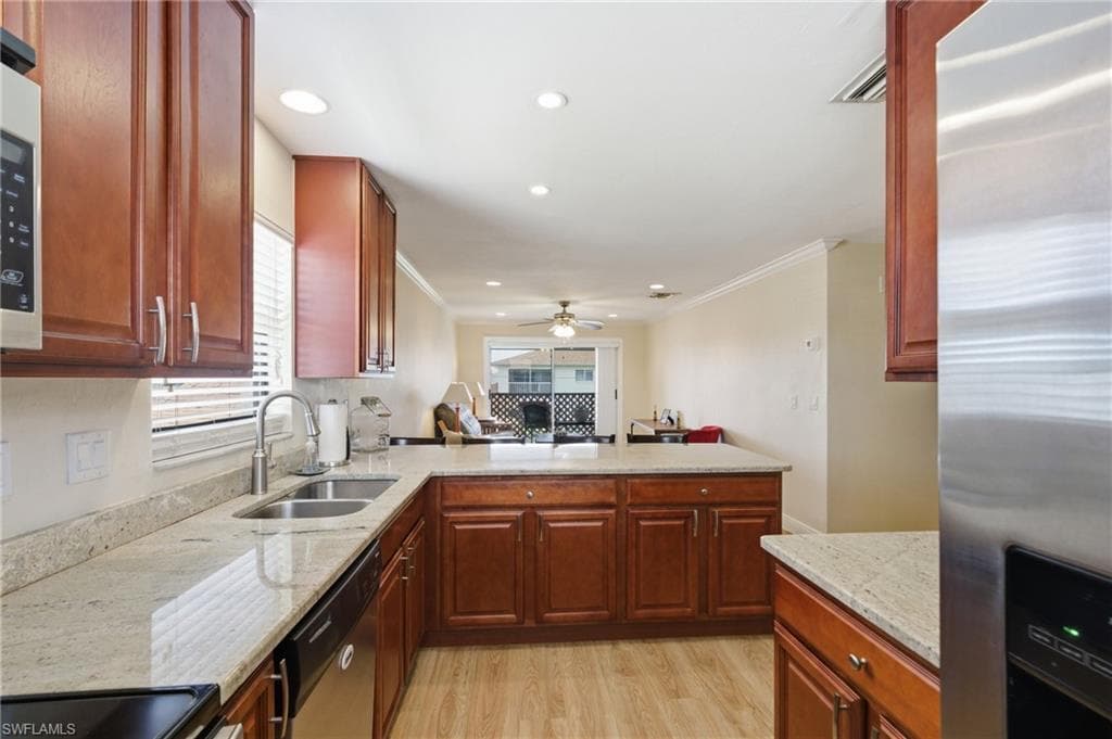 4718 SE 5th AVE 9-8