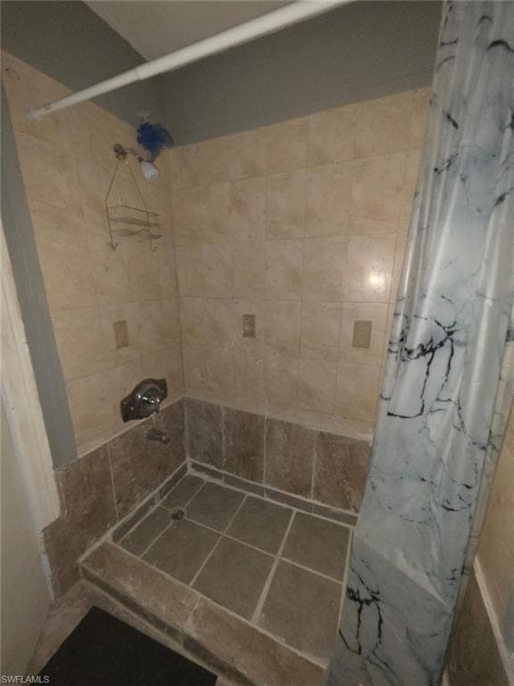 2835 Winkler AVE 215-37