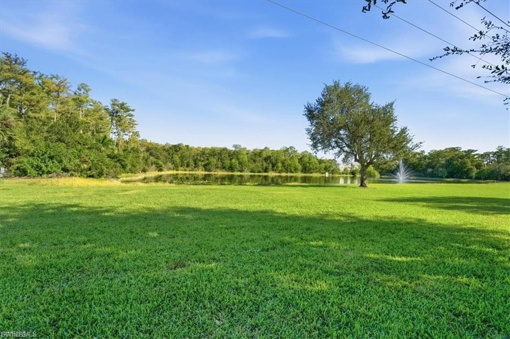 3630 Pine Oak CIR 105-35