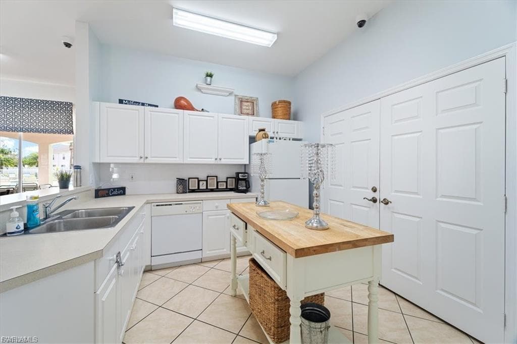 3630 Pine Oak CIR 105-34