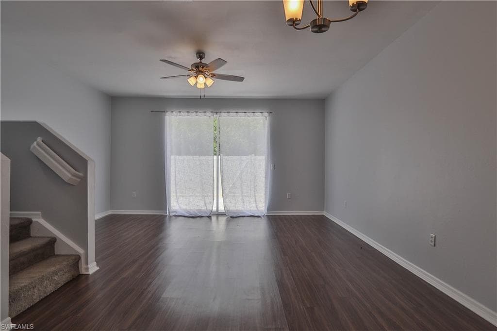 3630 Pine Oak CIR 105-7