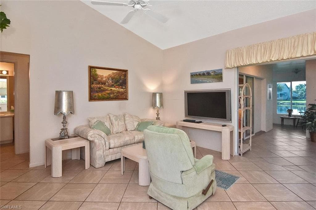 201 McGregor Park CIR 201-5