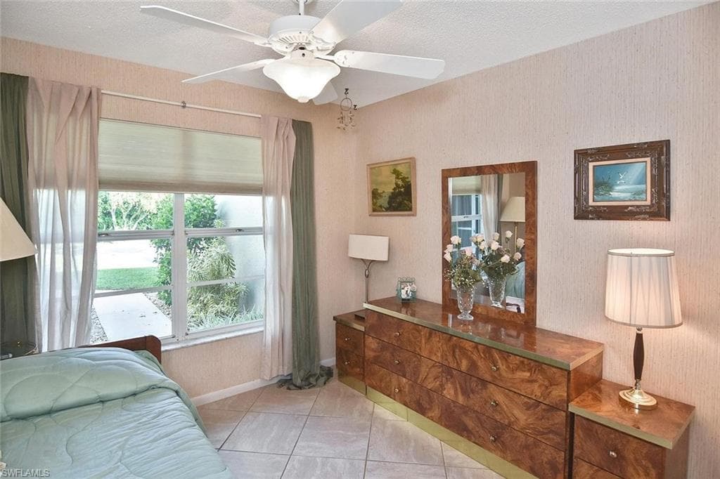 201 McGregor Park CIR 201-8