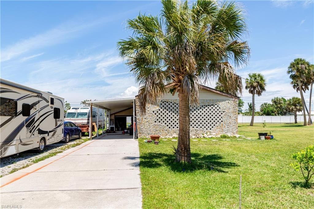7784 Raymary ST-1