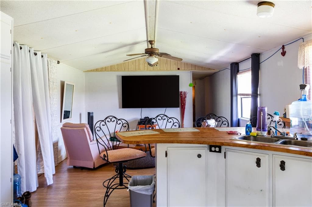 7784 Raymary ST-2