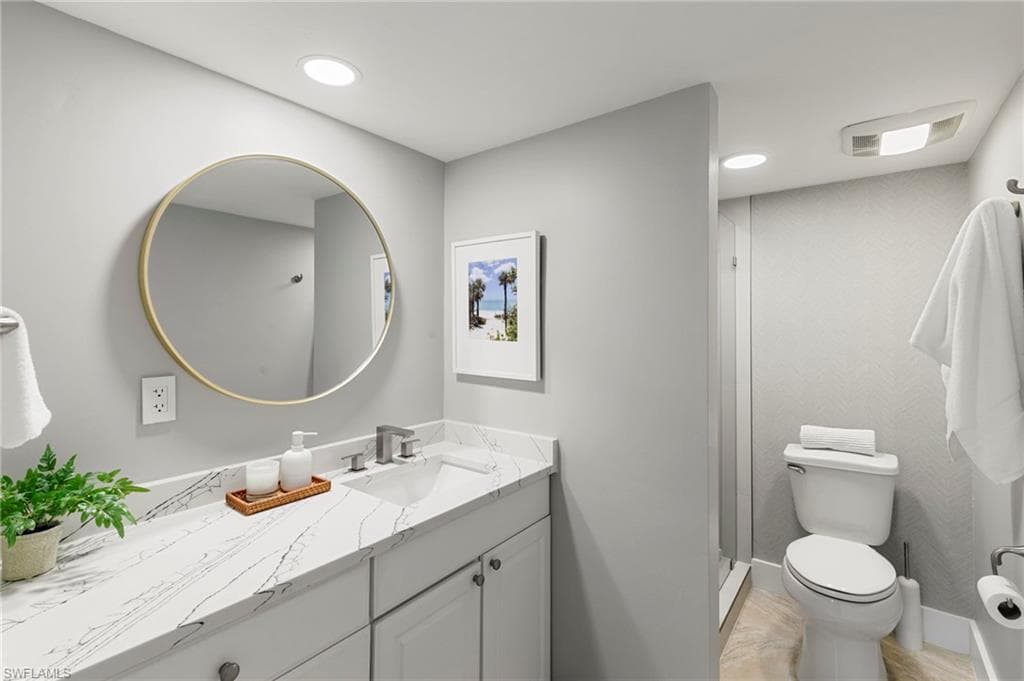 226 3rd ST 303-15