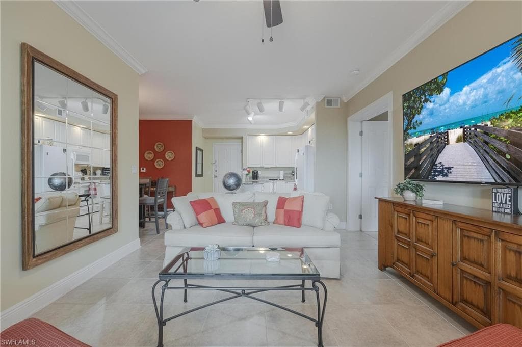 2825 Palm Beach BLVD 214-16
