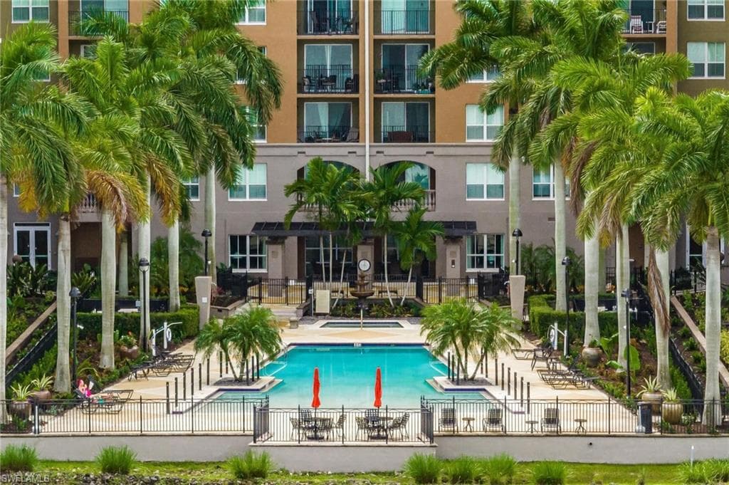 2825 Palm Beach BLVD 214-35