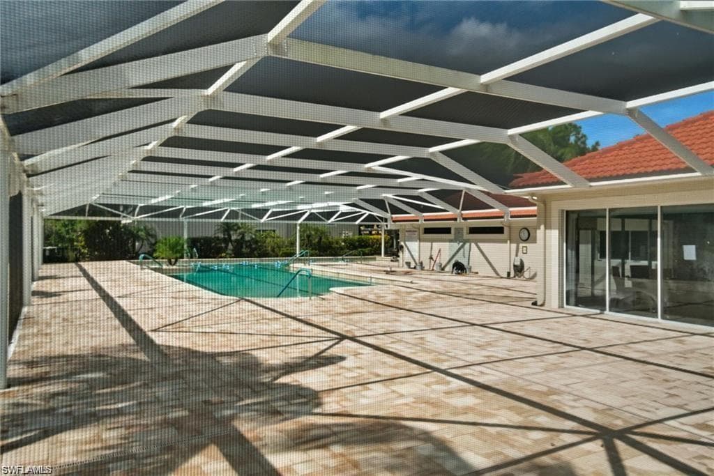 7564 Silver Trumpet LN U202-37