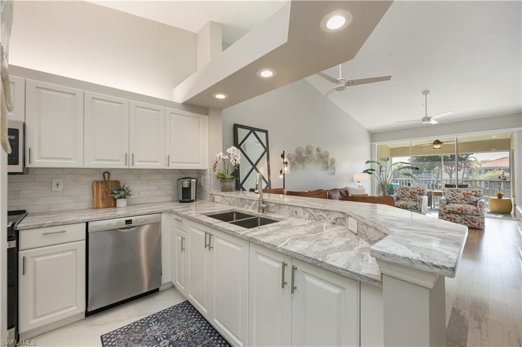 7564 Silver Trumpet LN U202-10