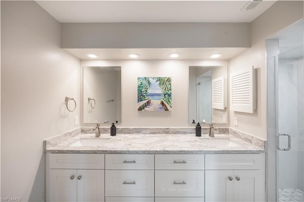 7564 Silver Trumpet LN U202-18