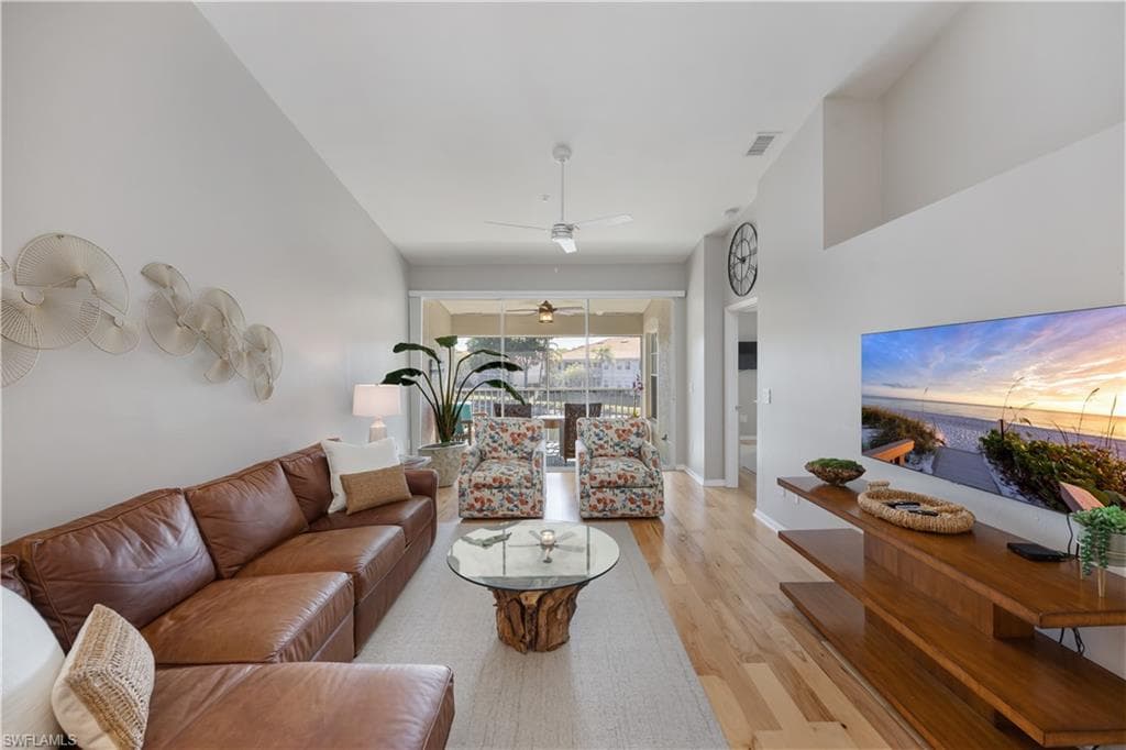 7564 Silver Trumpet LN U202-7