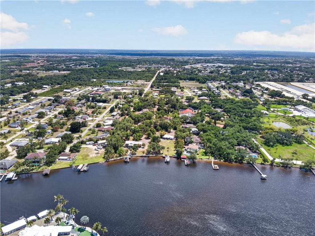 2212 River Pine DR-11