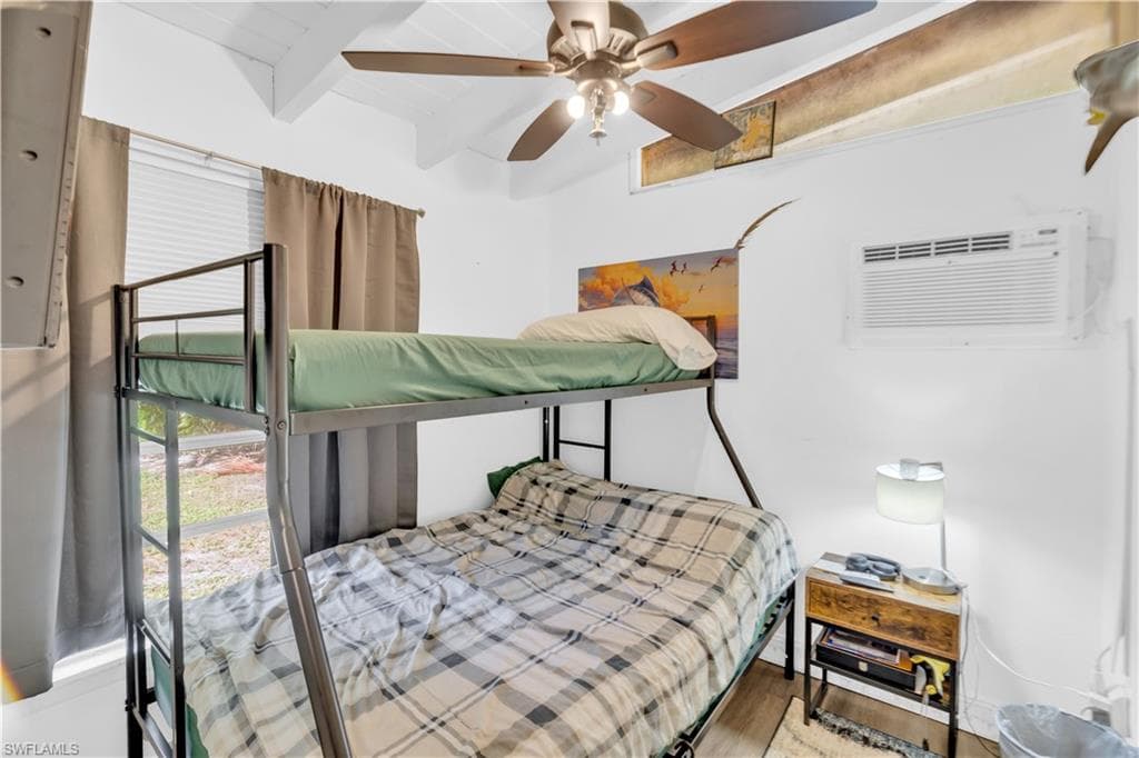 2212 River Pine DR-26
