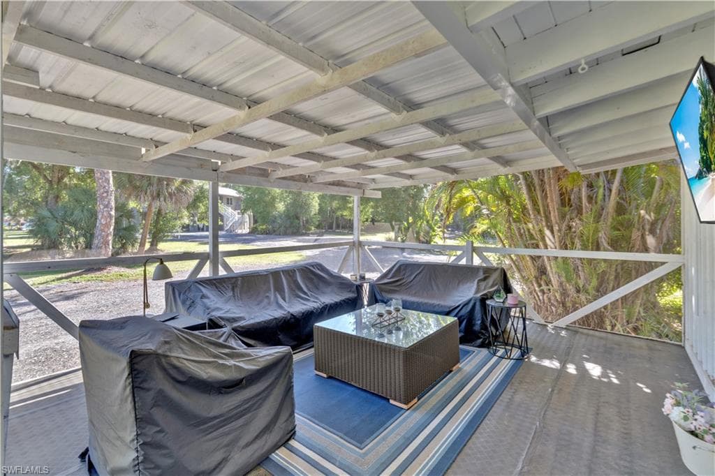 2212 River Pine DR-19
