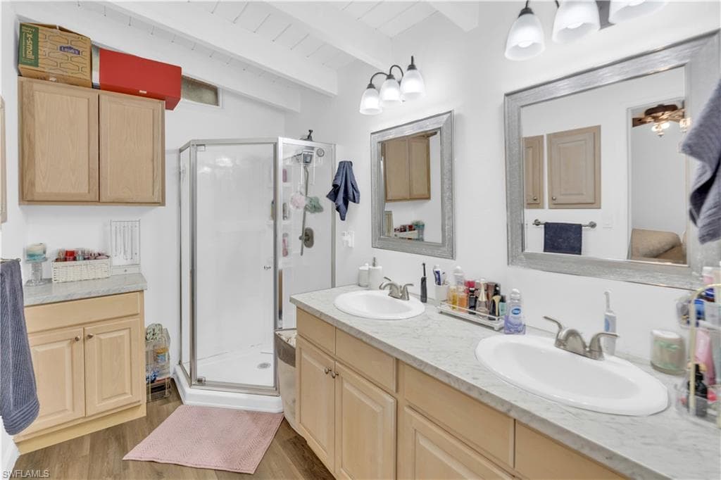 2212 River Pine DR-23