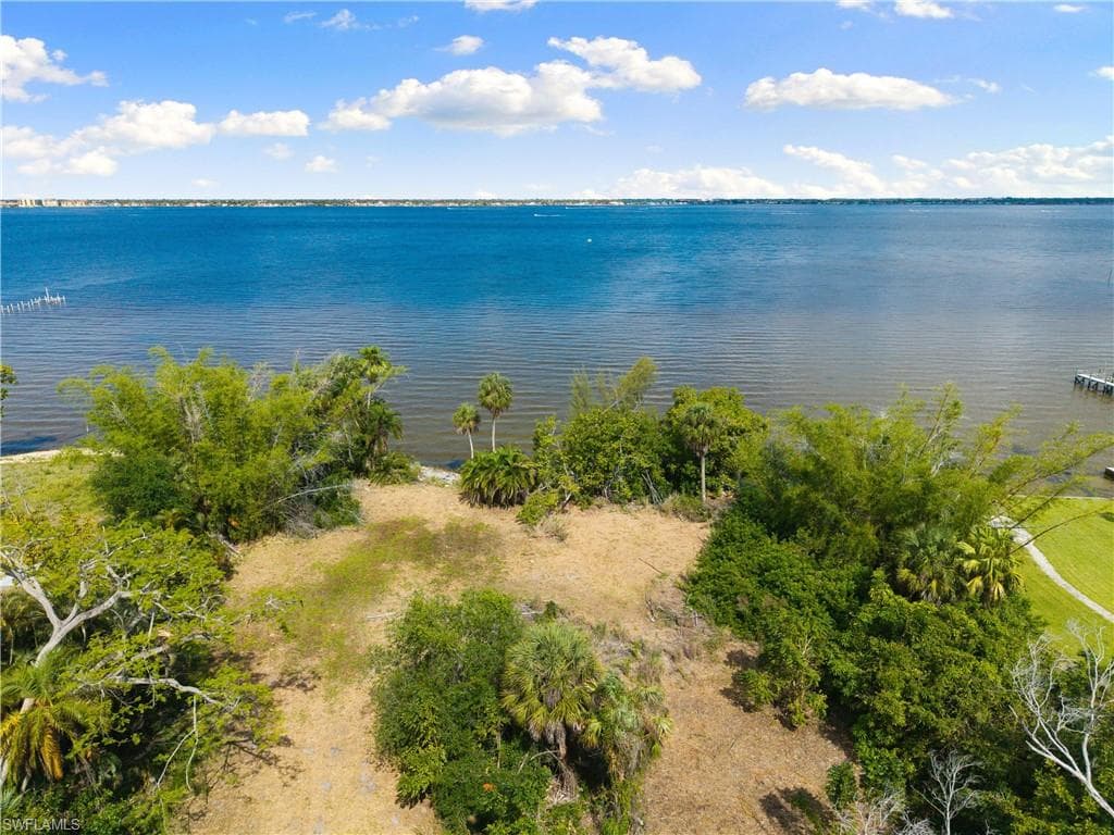 11480 McGregor BLVD-5