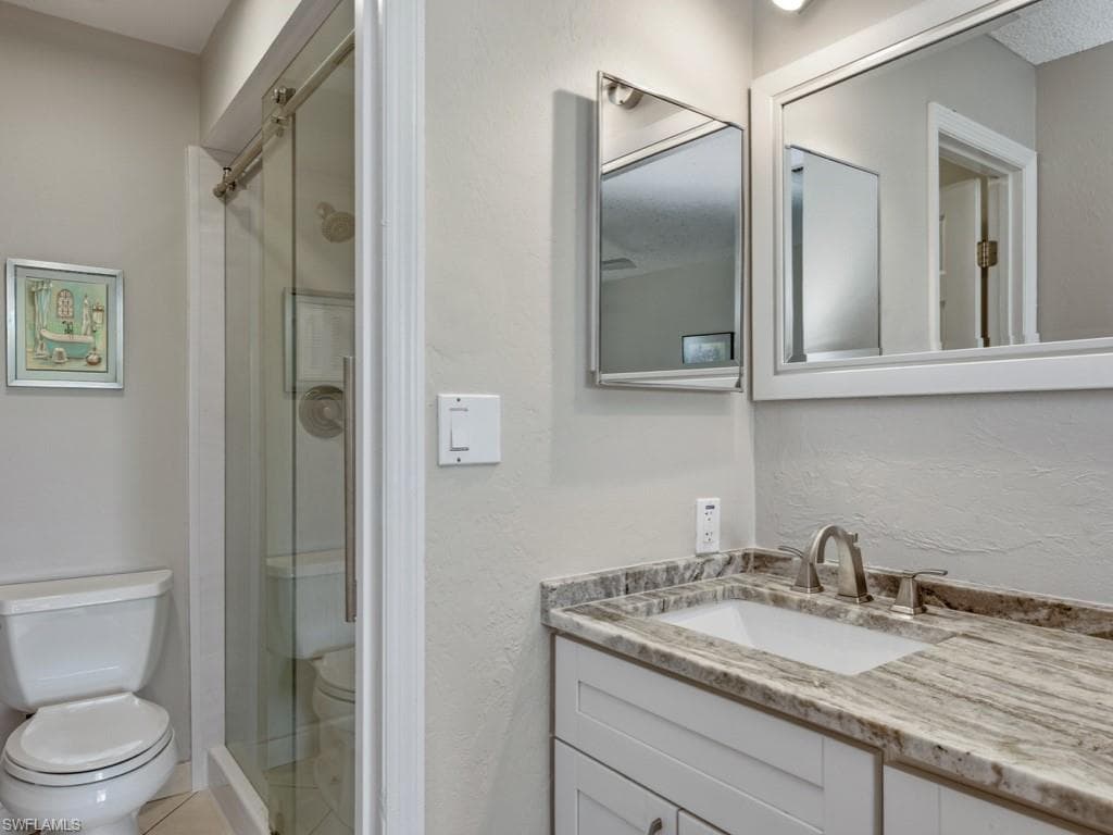 17171 Terraverde CIR 11-12