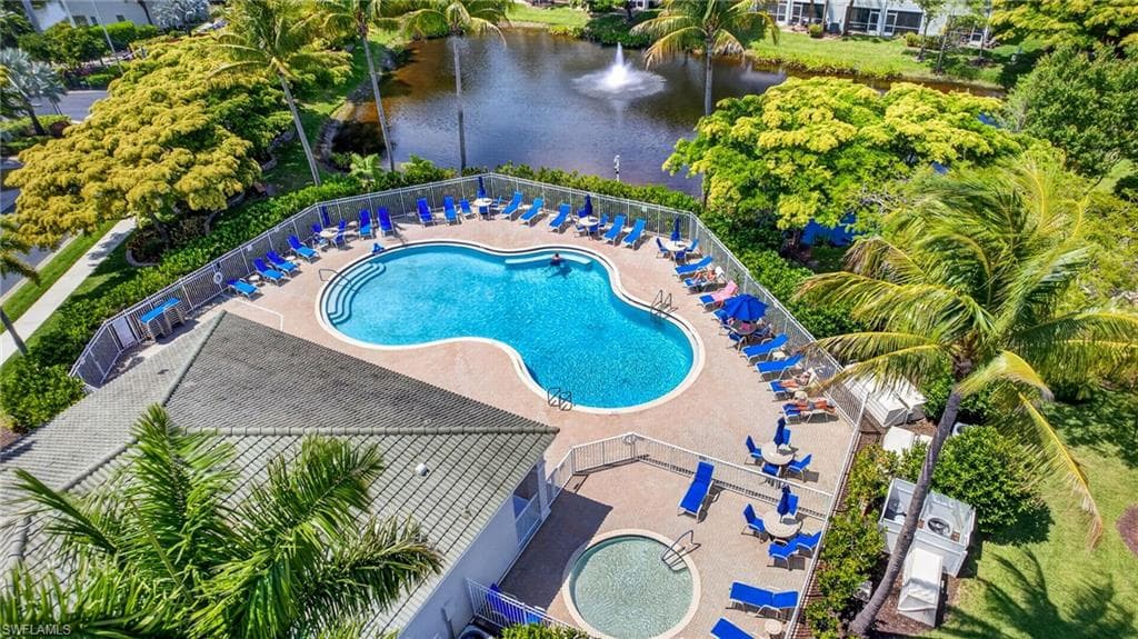 8289 Pacific Beach DR-25
