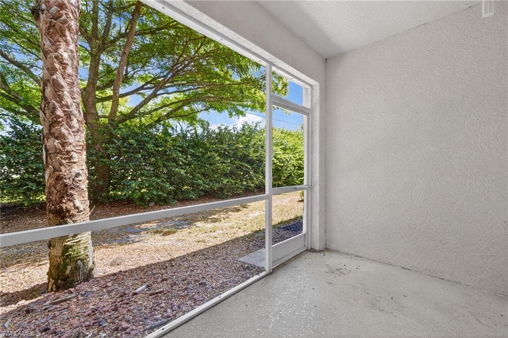 8289 Pacific Beach DR-18