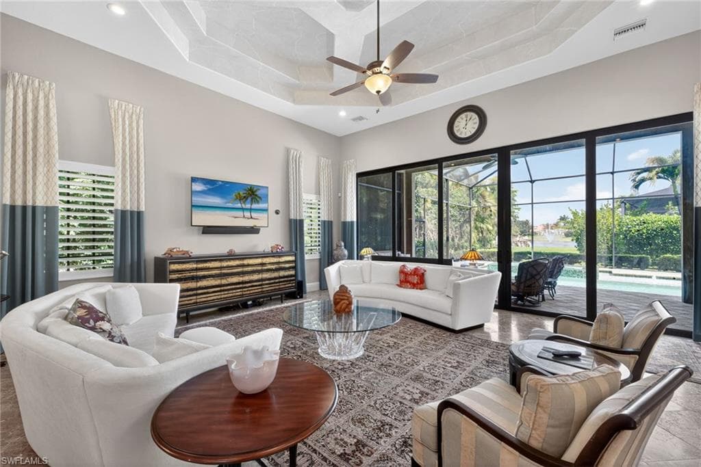 628 VENEZIA GRANDE DR-7