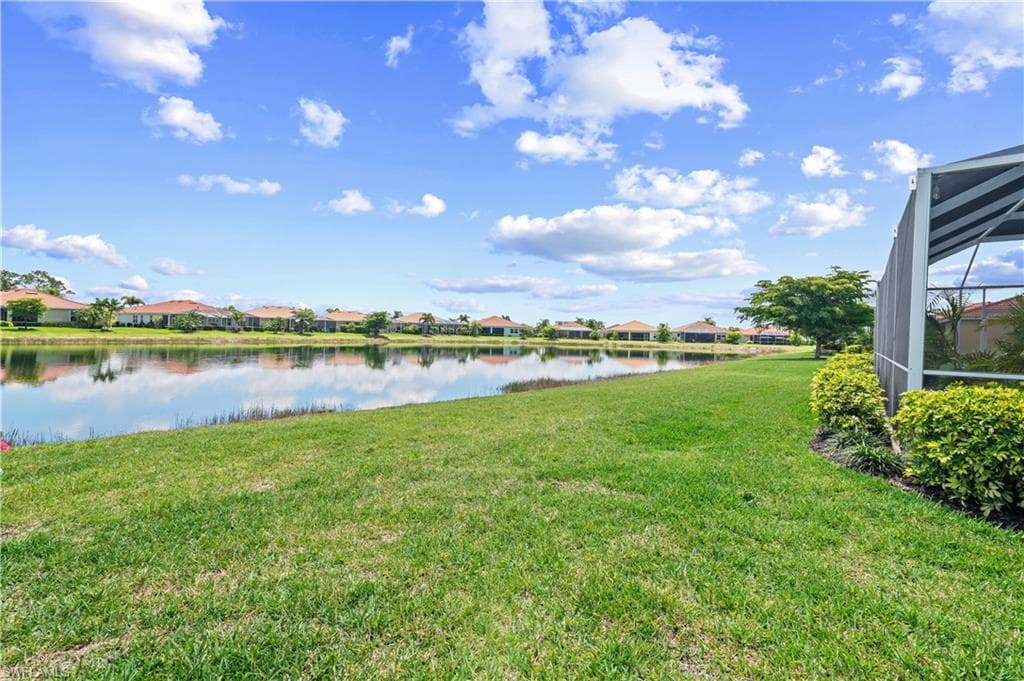3118 Apple Blossom DR-22