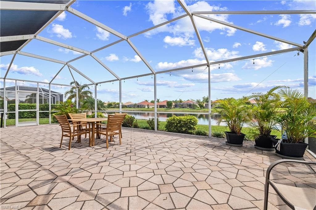 3118 Apple Blossom DR-25