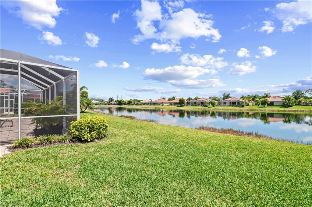3118 Apple Blossom DR-24
