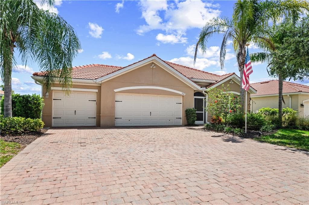 3118 Apple Blossom DR-20