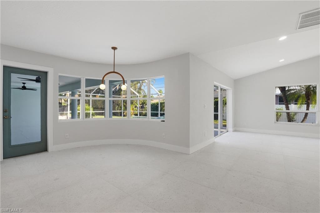 627 SW 56th ST-12