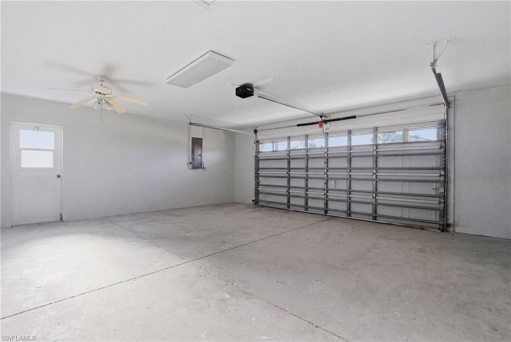 627 SW 56th ST-35