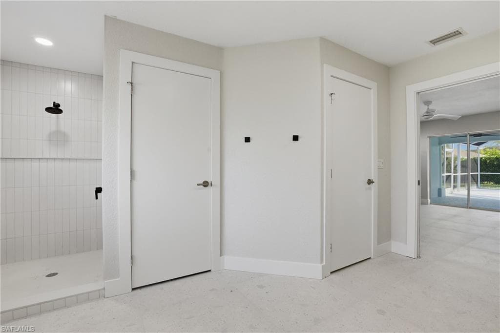627 SW 56th ST-23