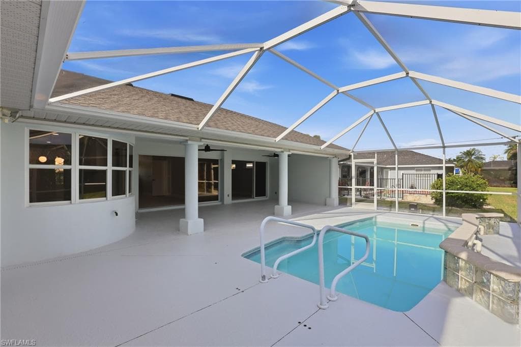 627 SW 56th ST-32