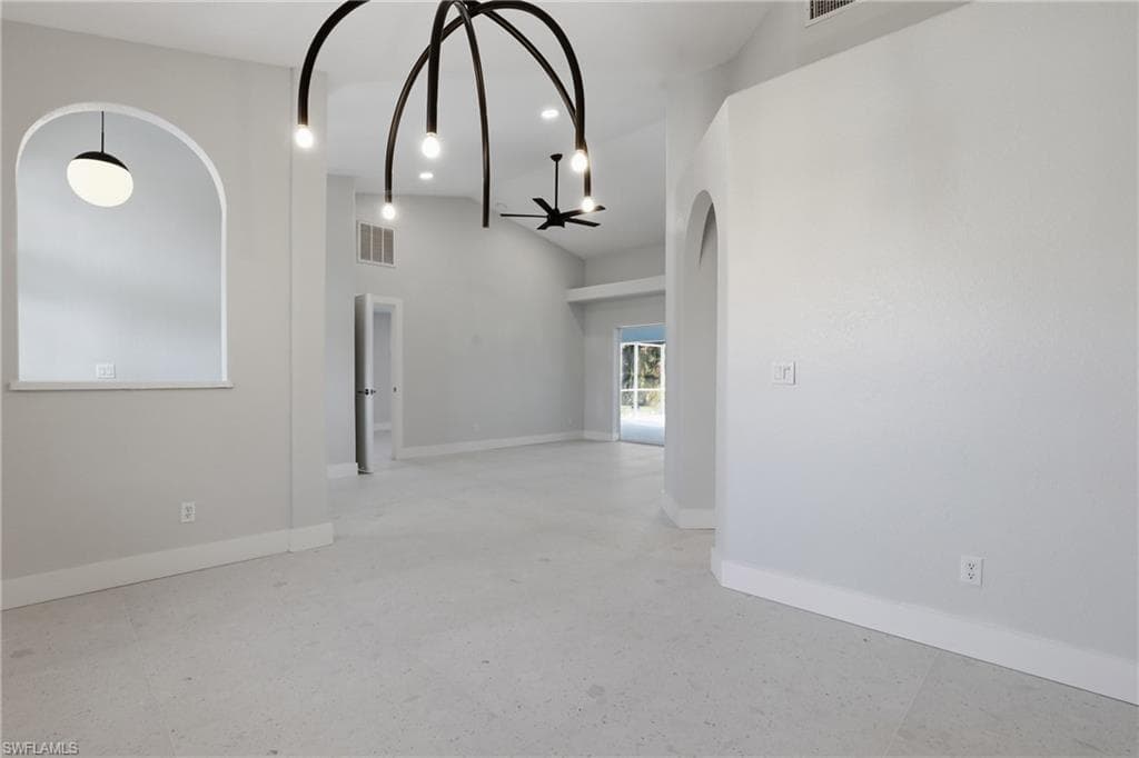627 SW 56th ST-14