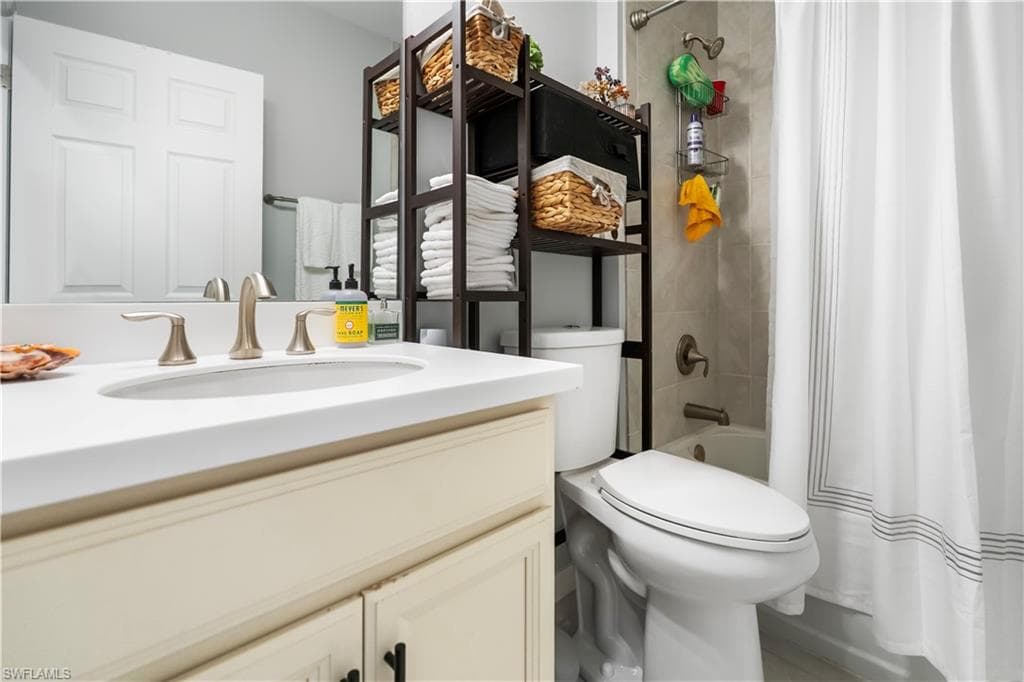 3719 Crofton CT-32