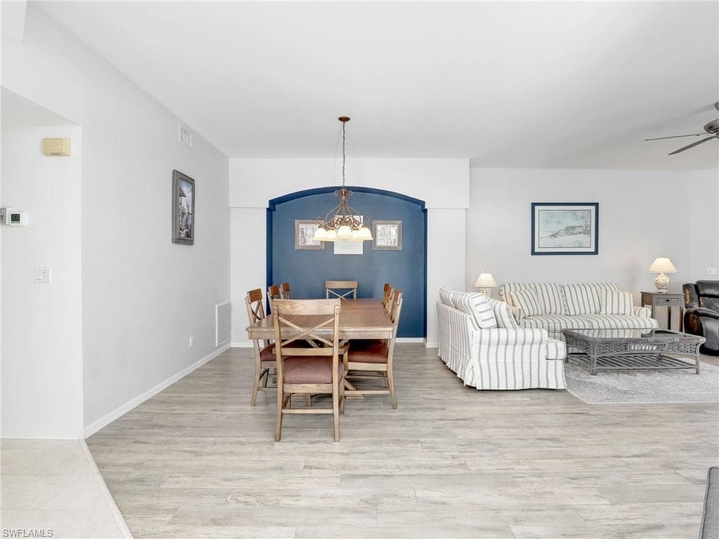 25051 Ballycastle CT 102-26