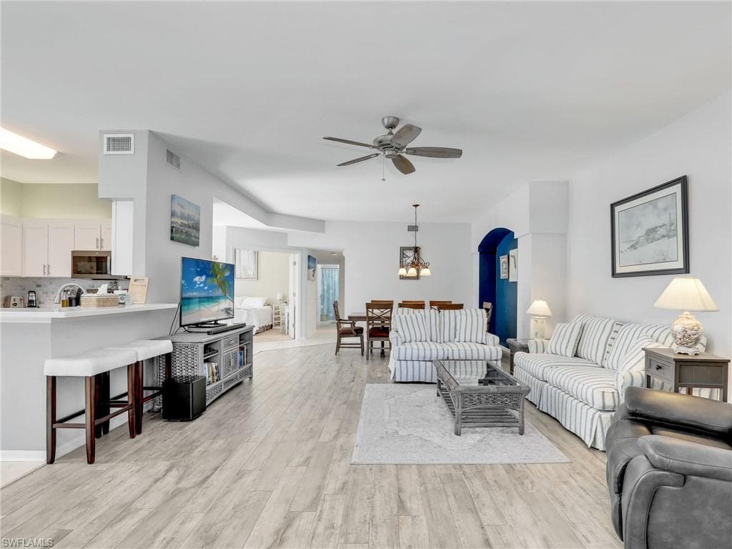25051 Ballycastle CT 102-14