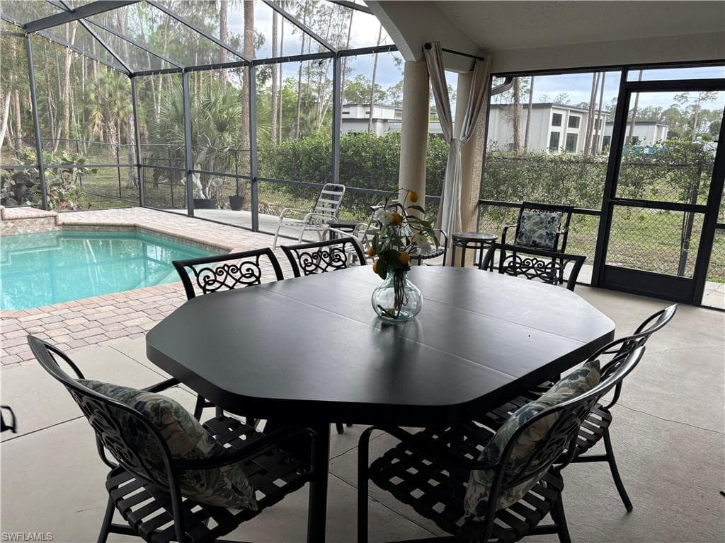 1156 Oakes BLVD-40
