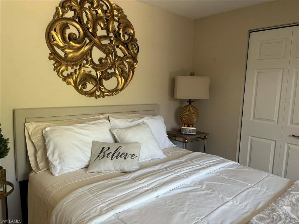 1156 Oakes BLVD-16
