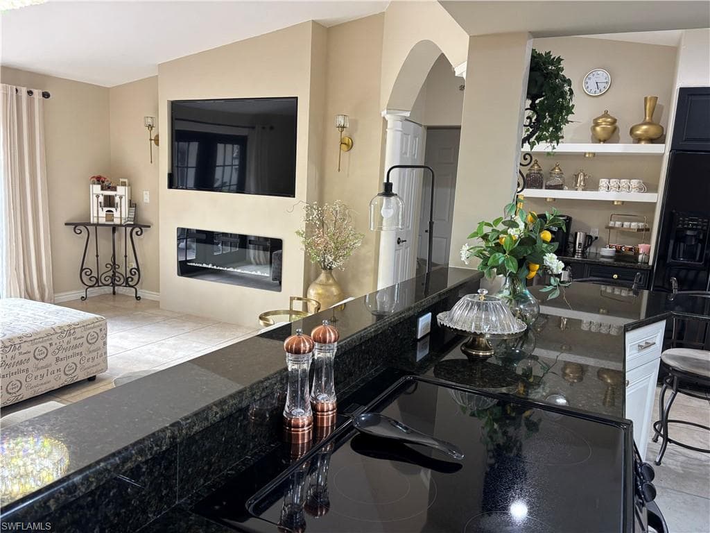 1156 Oakes BLVD-9