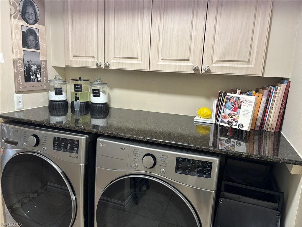 1156 Oakes BLVD-34
