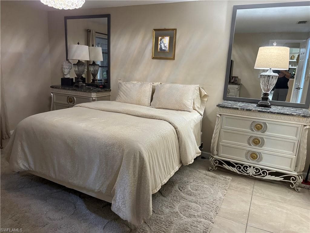 1156 Oakes BLVD-20