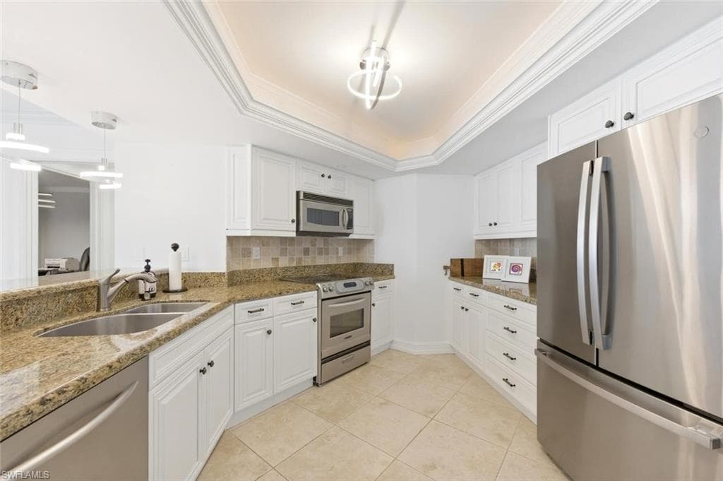 4751 Gulf Shore BLVD N PH7-12